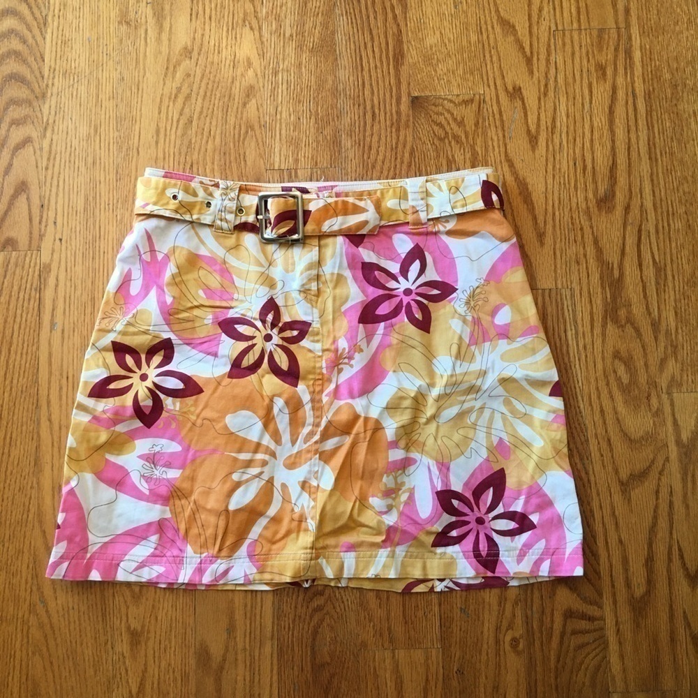 Herman Geist retro look Hawaiian floral short skirt with belt size 4